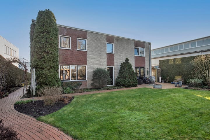 Photo 38 of Kalanderstraat 23