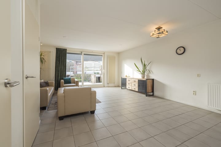 Foto 6 van Zeestraat 163