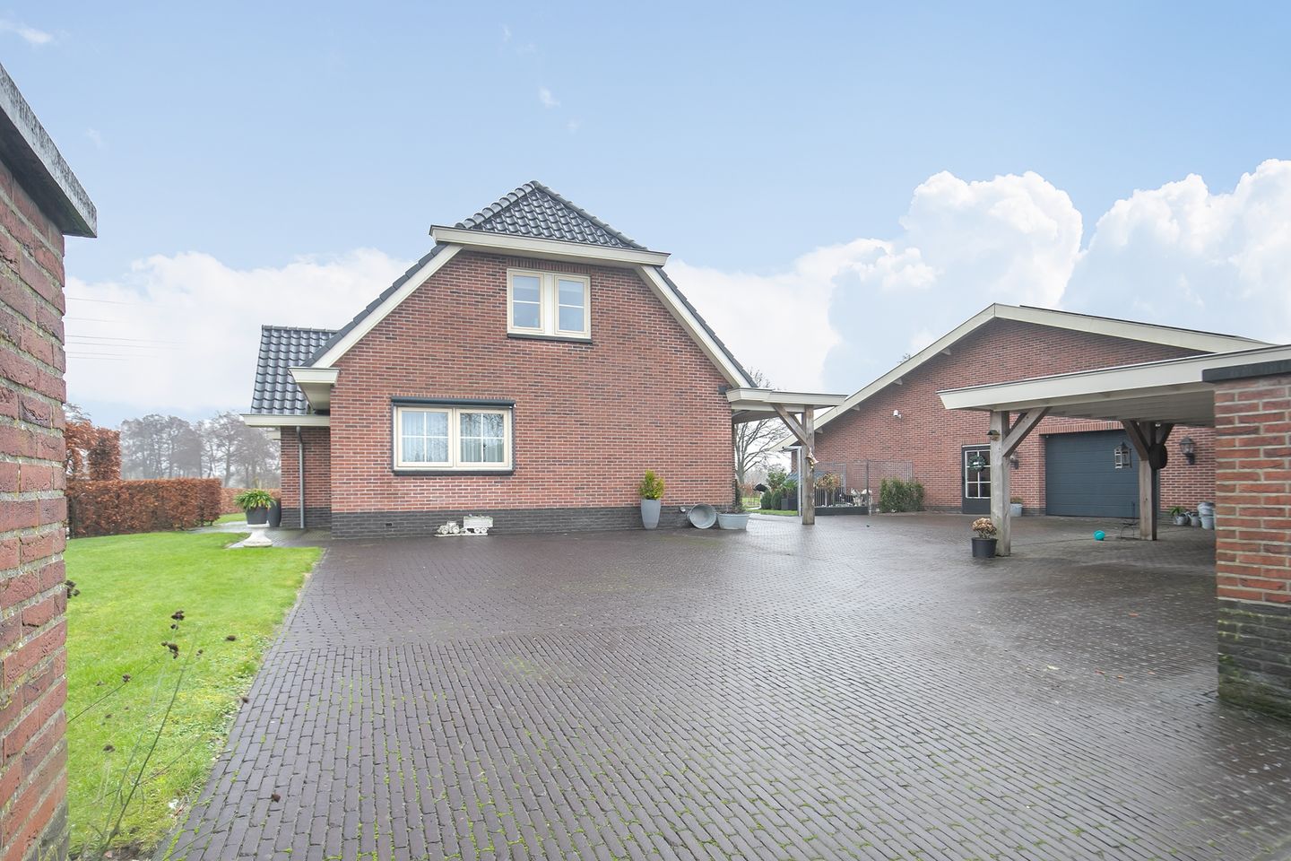 Bekijk foto 5 van Heuvelseweg 12