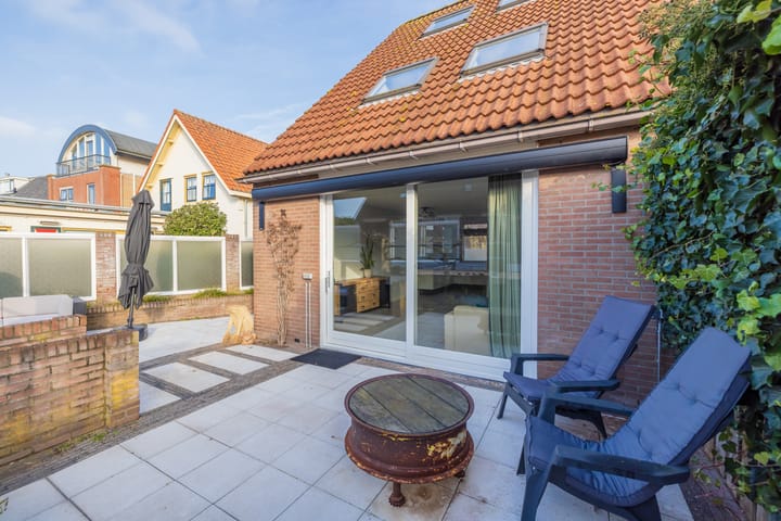 Foto 33 van Zeestraat 163