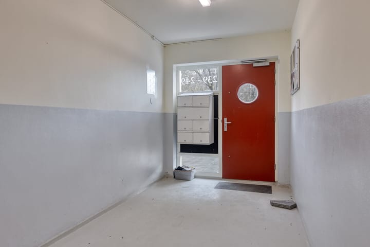 Photo 32 of Alkmaarstraat 247