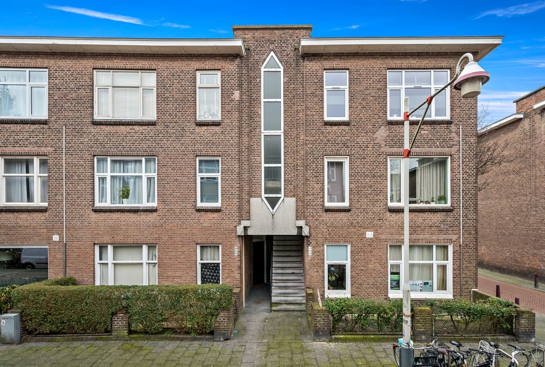 Photo 1 of Bussumsestraat 38