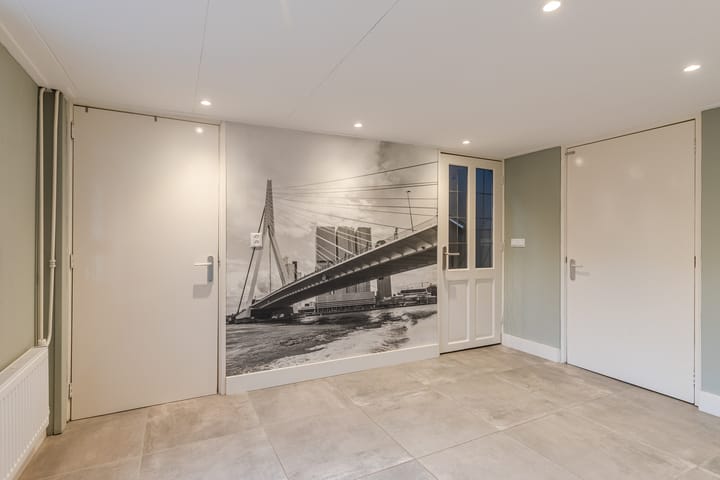 Photo 31 of Dennis Leestraat 87