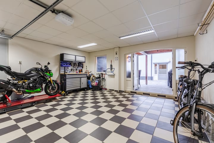 Photo 41 of Dennis Leestraat 87