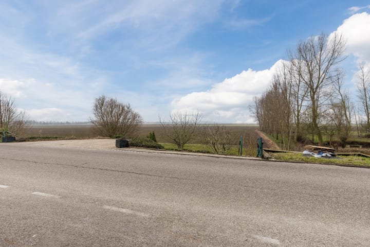 Photo 44 of Dennis Leestraat 87