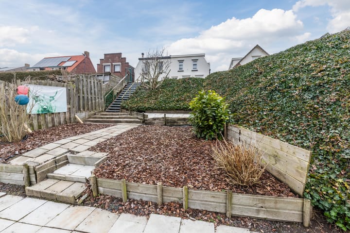 Photo 51 of Dennis Leestraat 87