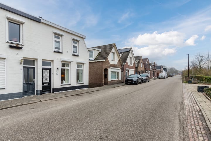 Photo 57 of Dennis Leestraat 87