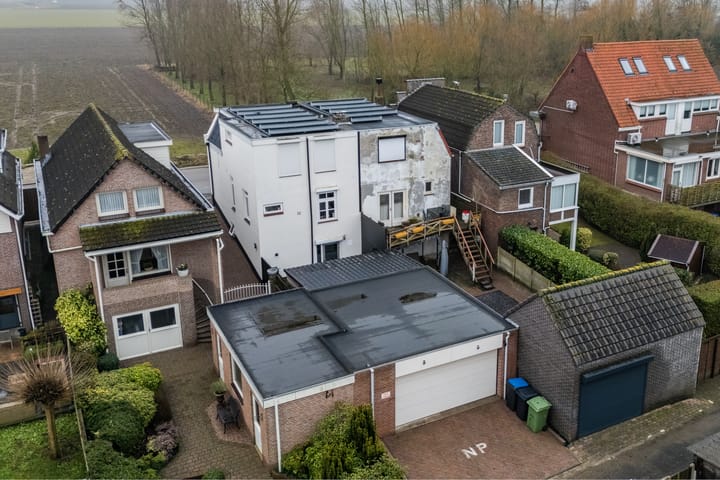 Photo 62 of Dennis Leestraat 87