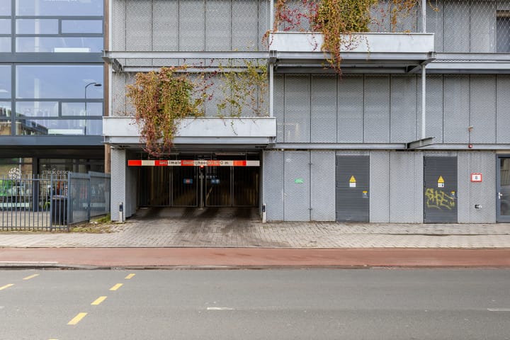 Foto 49 van Lia Doranastraat 10