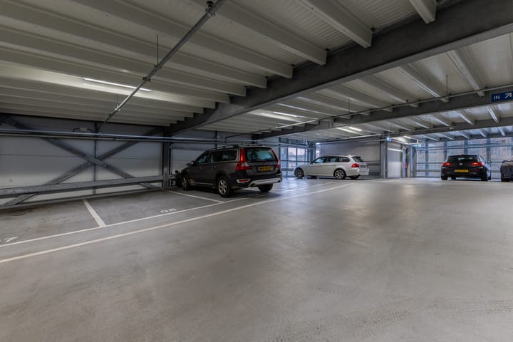 Foto 51 van Lia Doranastraat 10