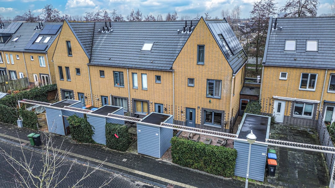 Photo 32 of Straat van Corsica 177