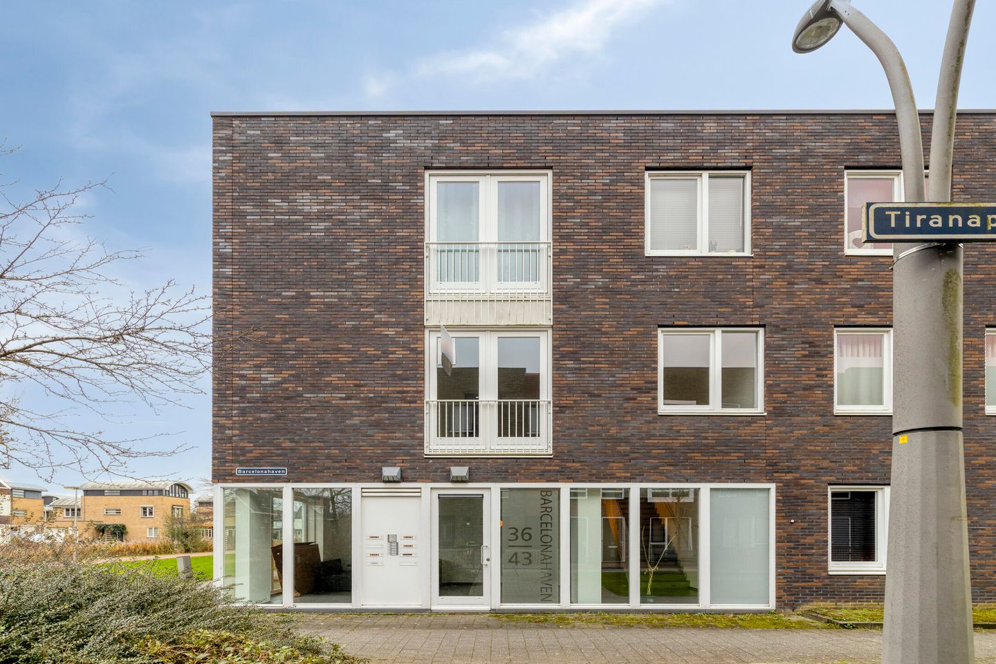 Foto 5 van Barcelonahaven 42