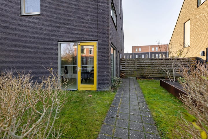 Photo 2 of Opaalstraat 142