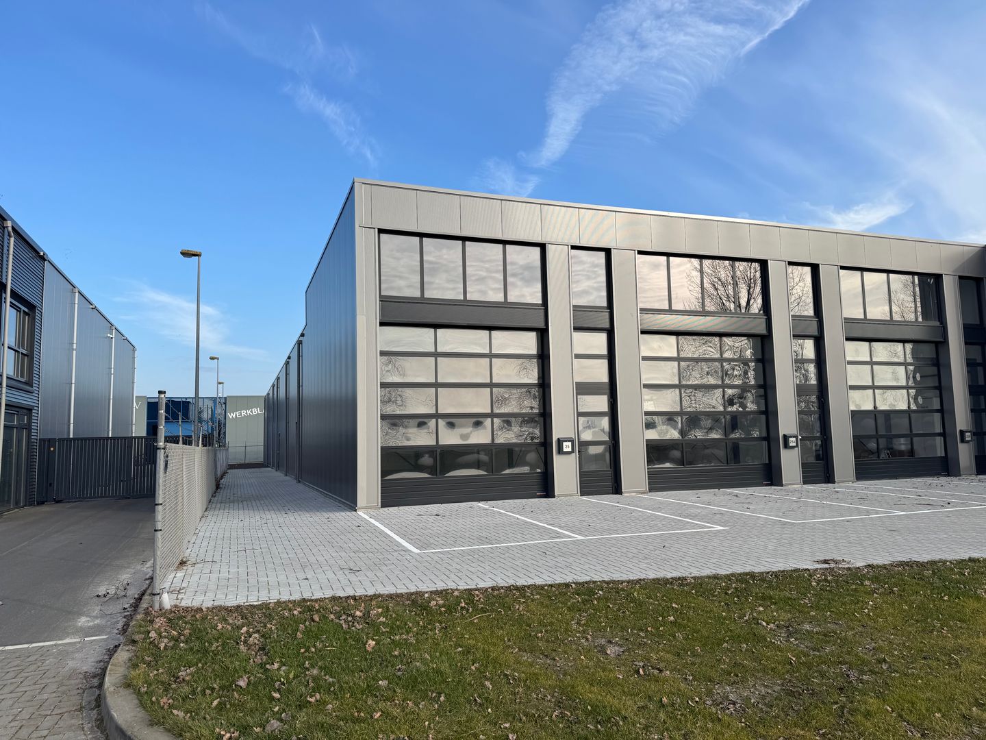 Bekijk foto 2 van Zeilmakersstraat 25