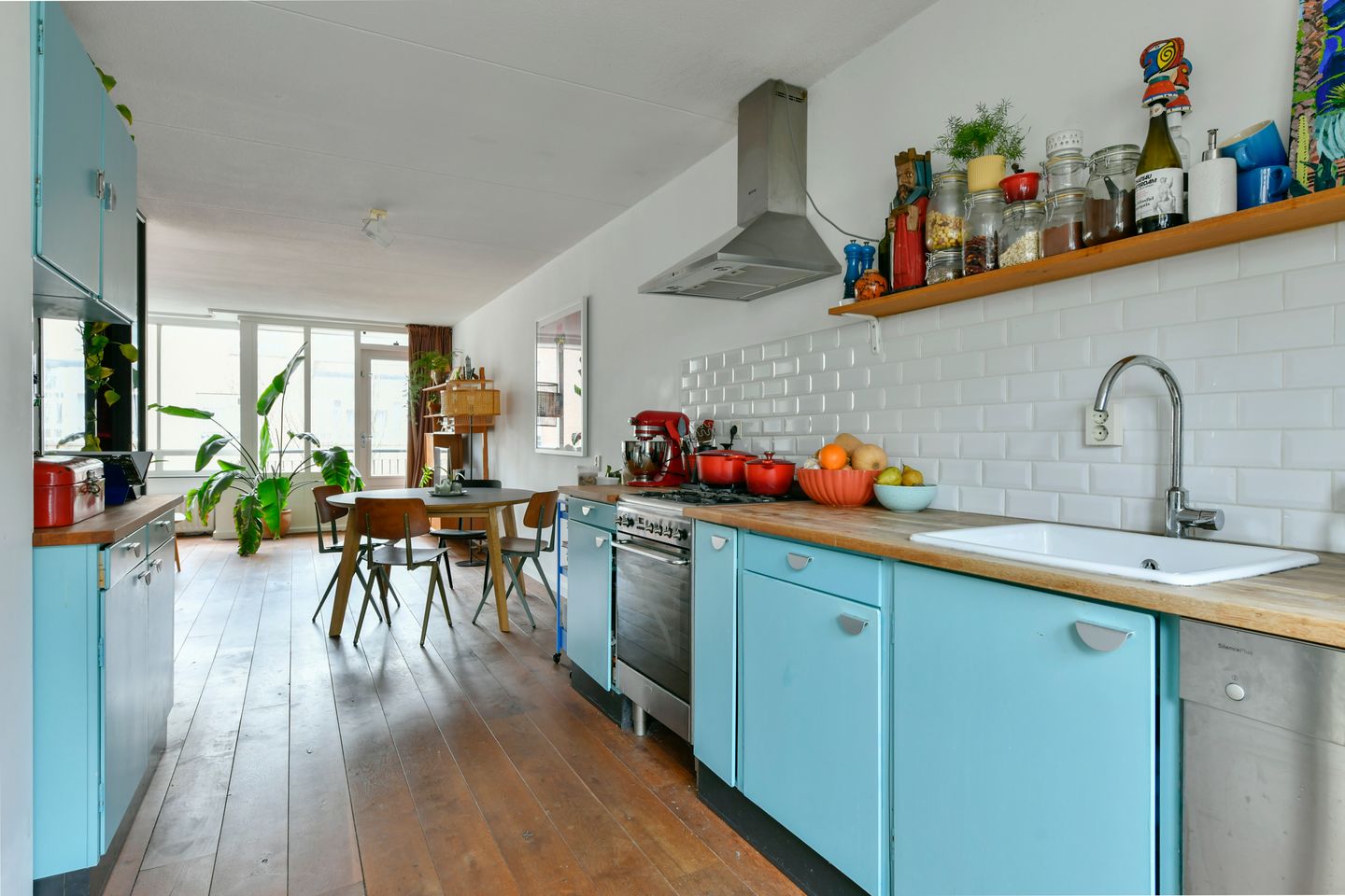 Photo 10 of Riouwstraat 81-C