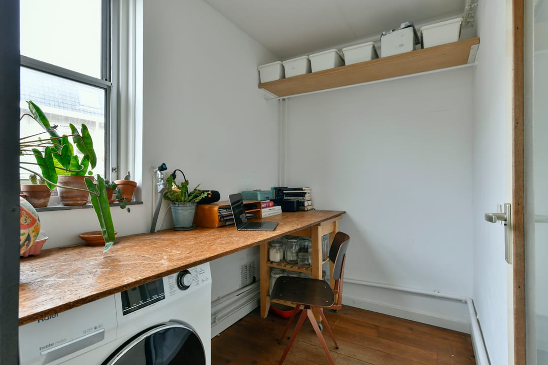 Photo 13 of Riouwstraat 81-C