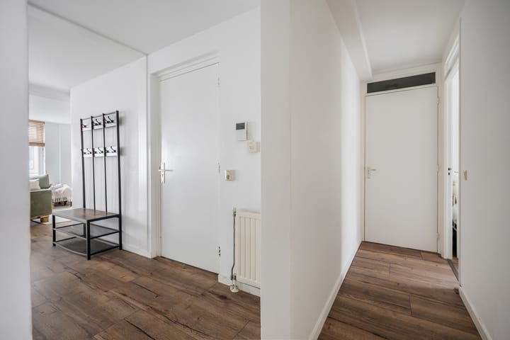 Photo 10 of Torenstraat 12