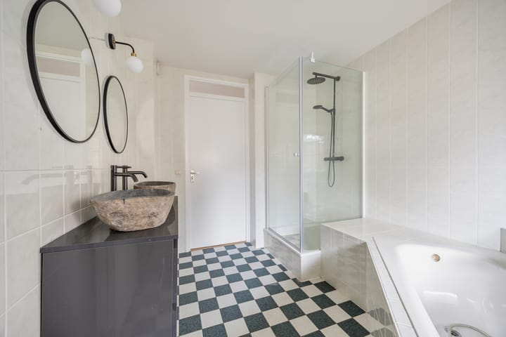 Photo 38 of Torenstraat 12