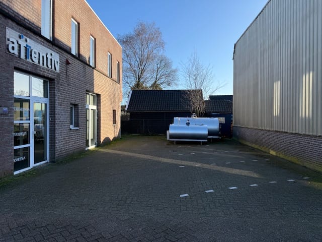 Bekijk foto 2 van Lange Wagenstraat 11