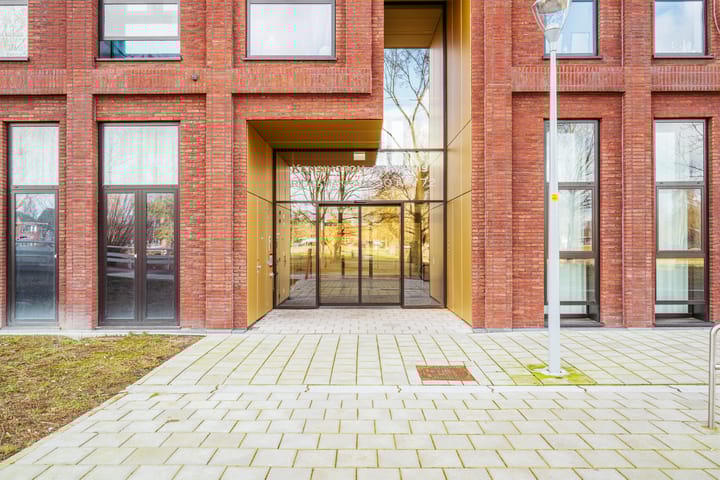 Foto 5 van Bridgemankade 20