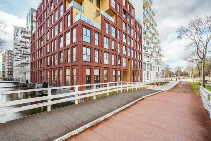 Foto 4 van Bridgemankade 20