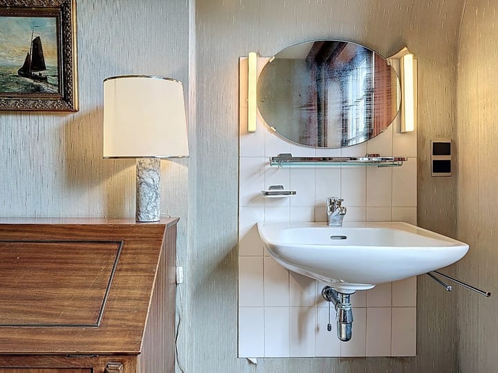 Photo 32 of Brugstraat 21