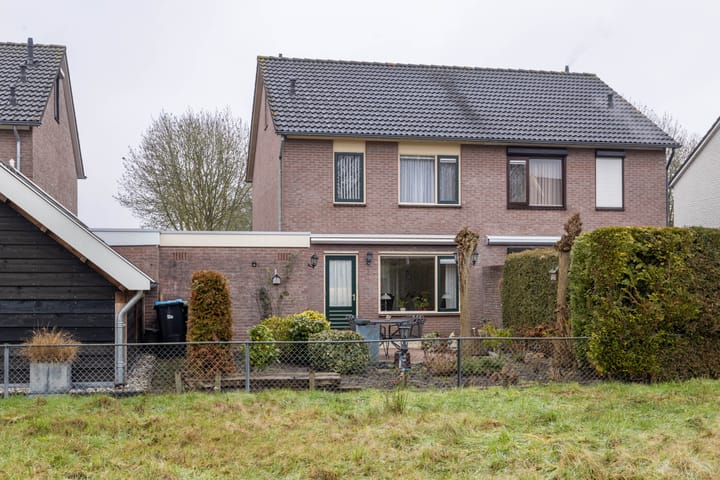 Foto 2 van De Zwaan 12