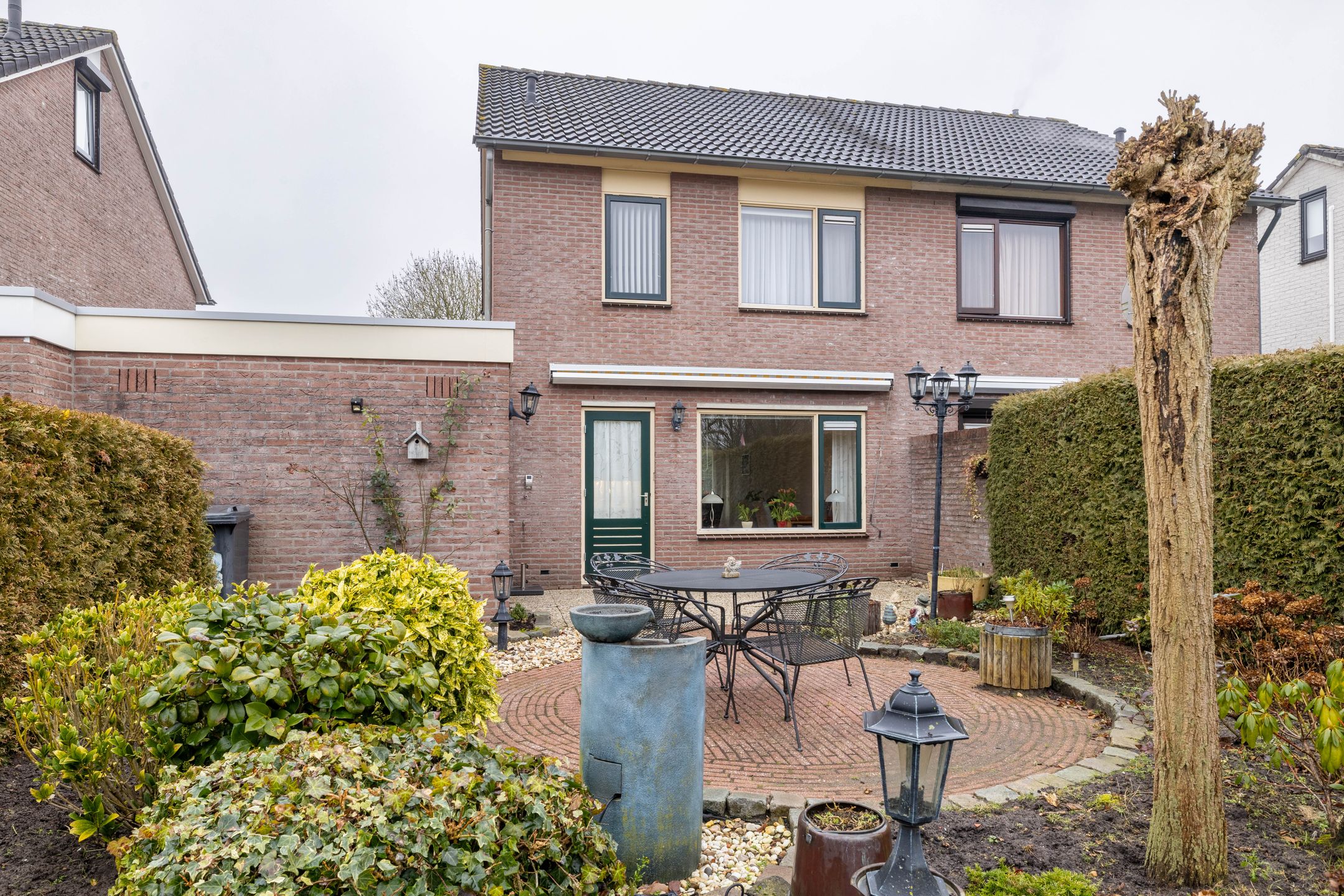 Foto 27 van De Zwaan 12