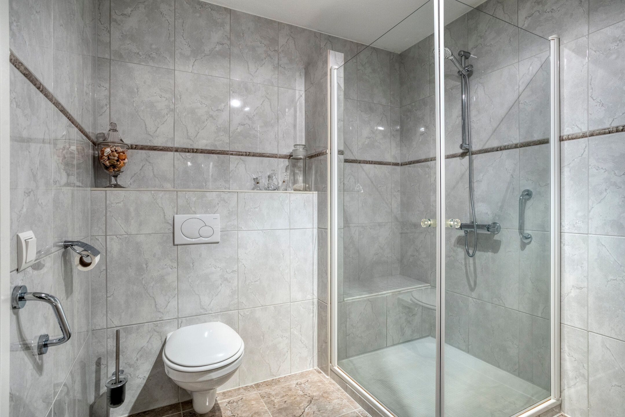 Foto 18 van Burgemeester Magneestraat 28-D