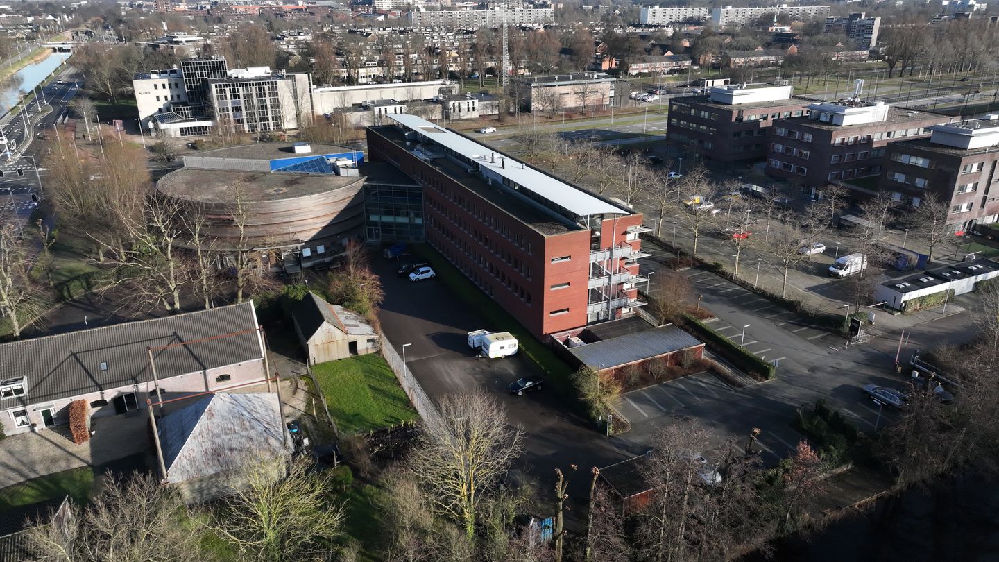 Bekijk foto 3 van Opaallaan 1180