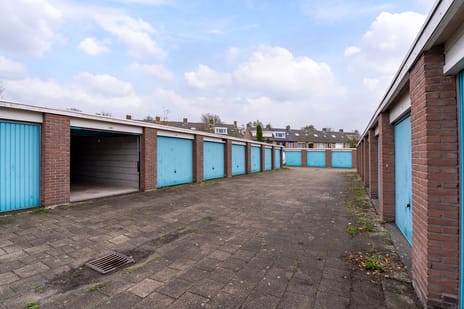 Garage Willem-Alexanderstraat tertiary image