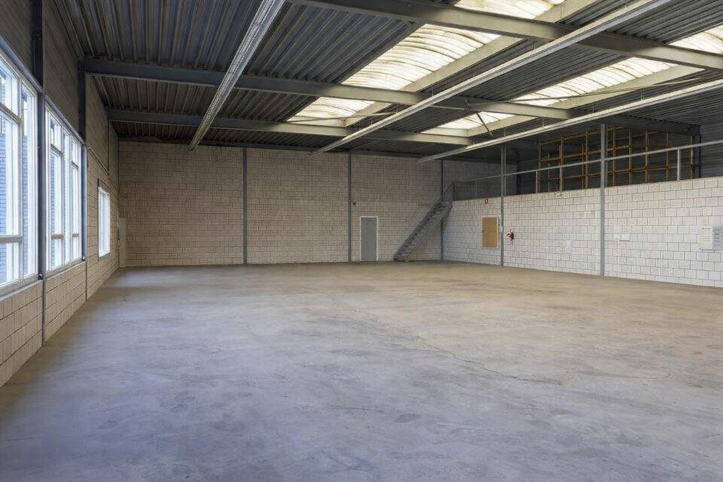 View photo 2 of Twekkeler Es 15