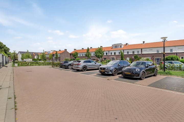 Photo 27 of Floreslaan 21