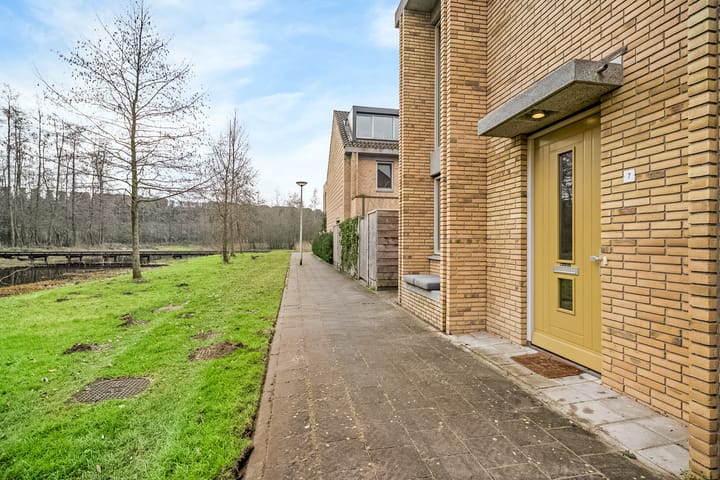 Photo 2 of Puccinistraat 7