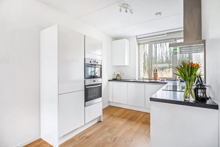 Photo 12 of Puccinistraat 7