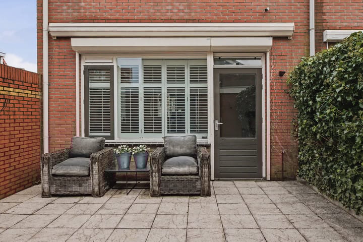 Photo 32 of Uitenboschstraat 16