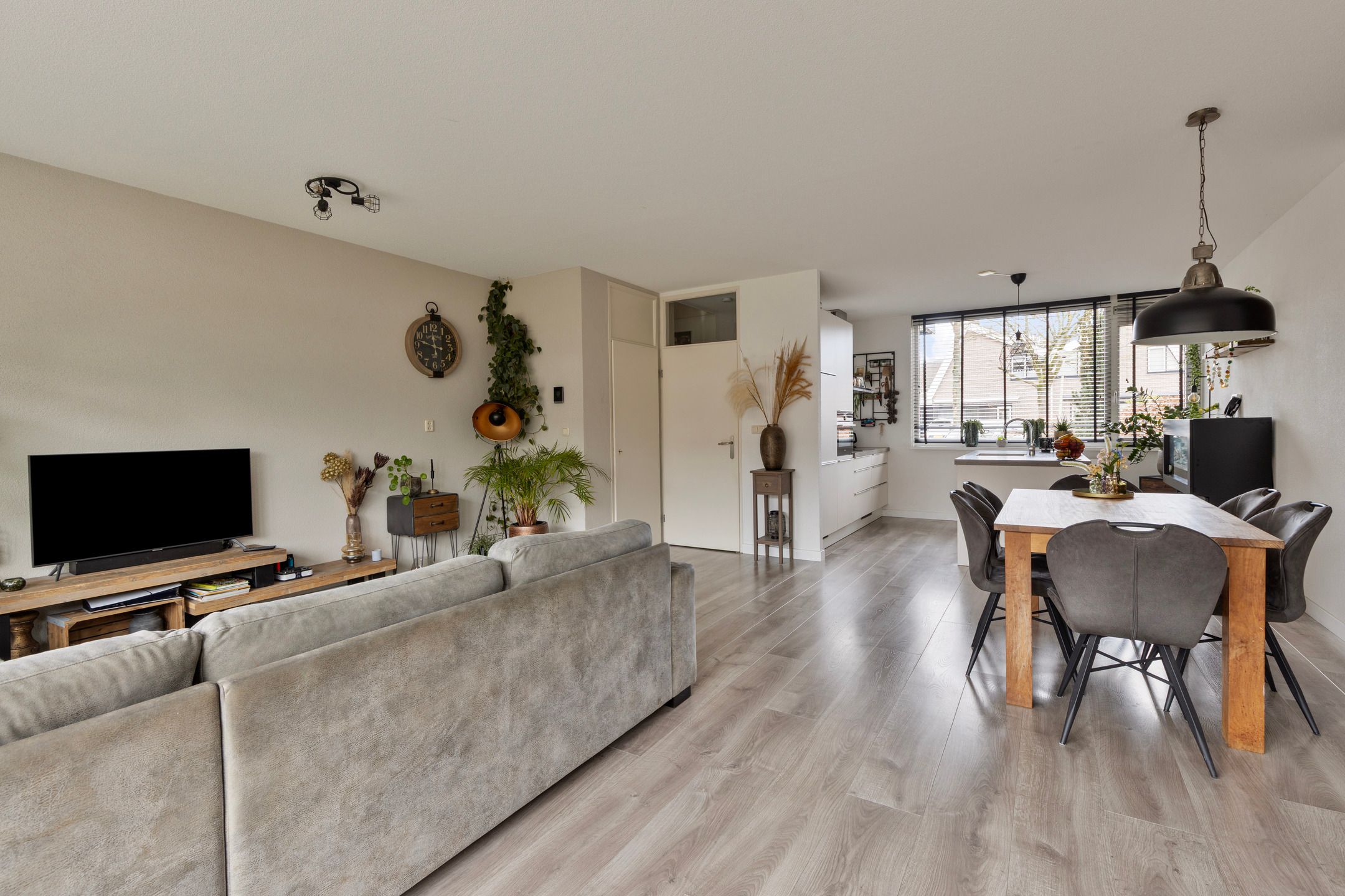 Foto 6 van Overakker 5