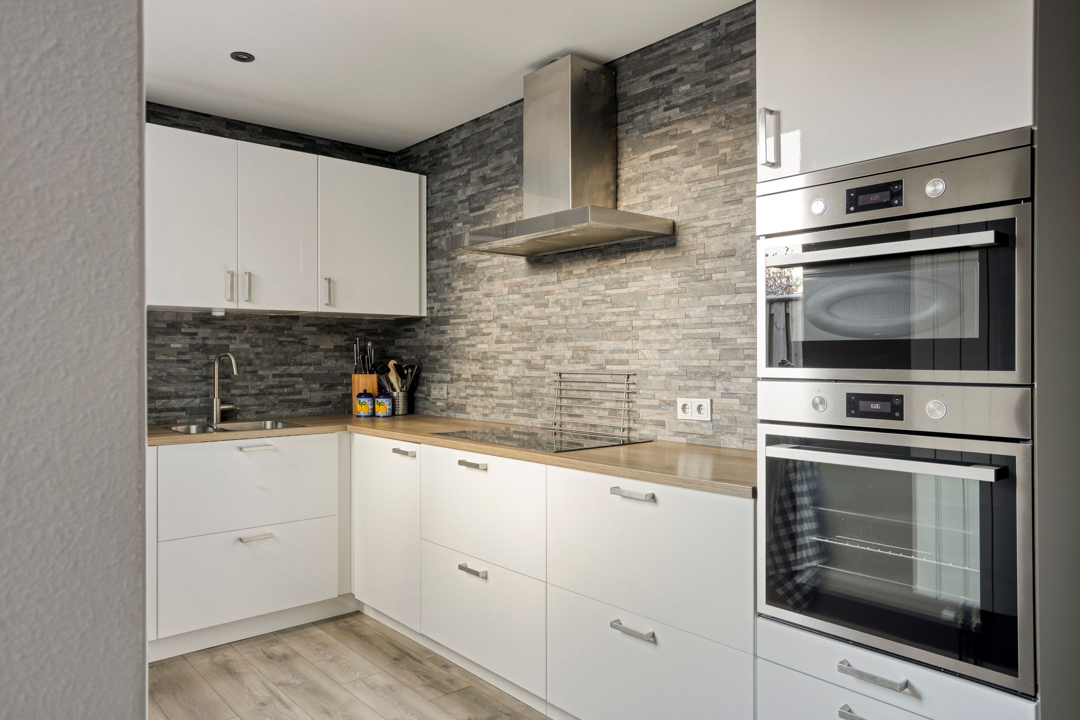 Photo 18 of Pieter Langendijkstraat 66