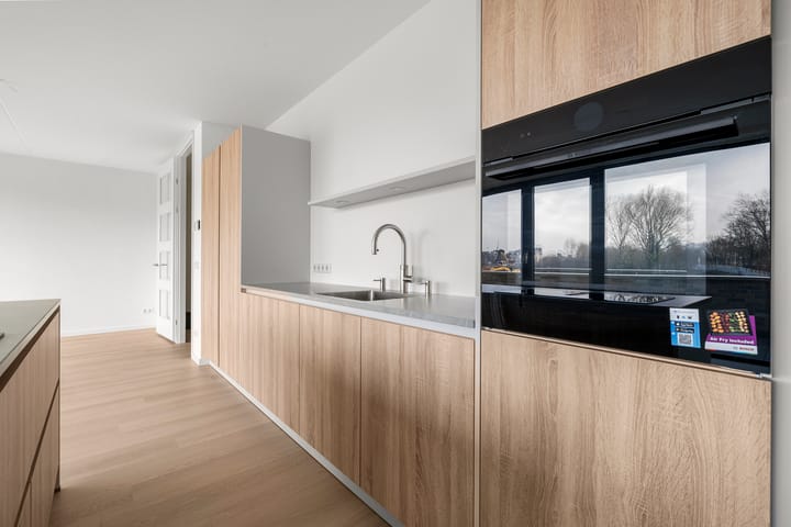 Photo 9 of J.H. Hisgenpad 1022