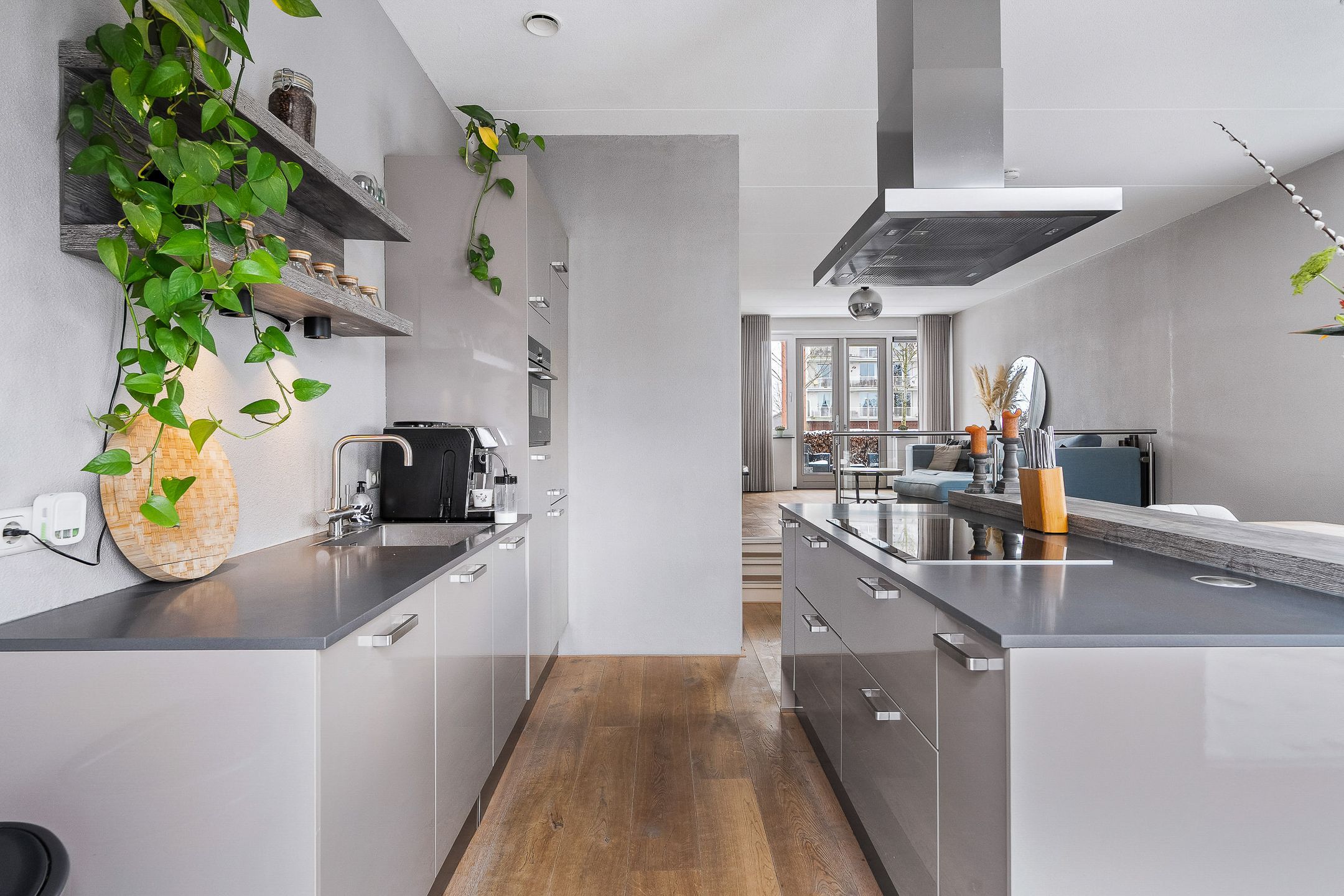 Foto 12 van Dokkumertrekweg 49