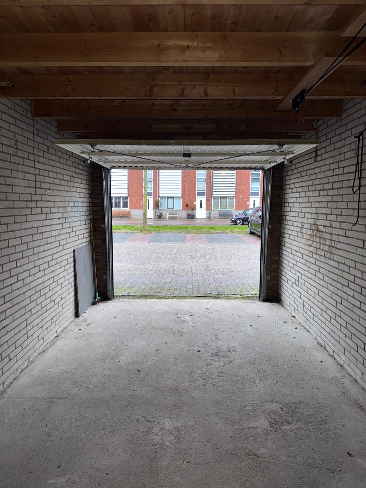 Photo 4 of Buitenjoght