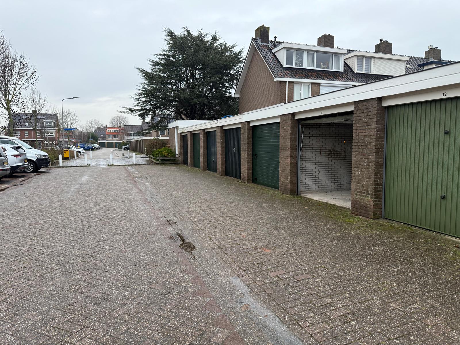 Photo 9 of Buitenjoght