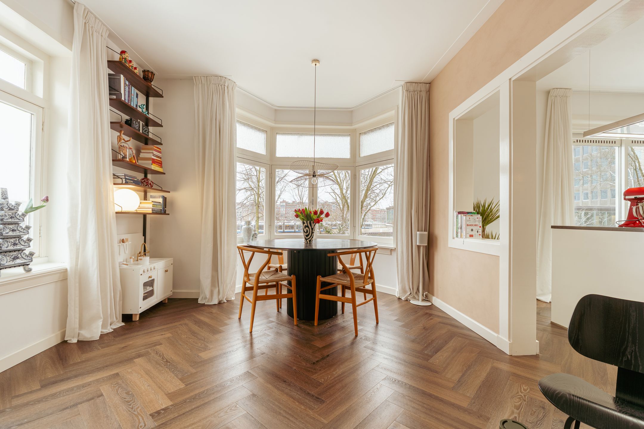 Photo 6 of Rijnsburgstraat 18-1