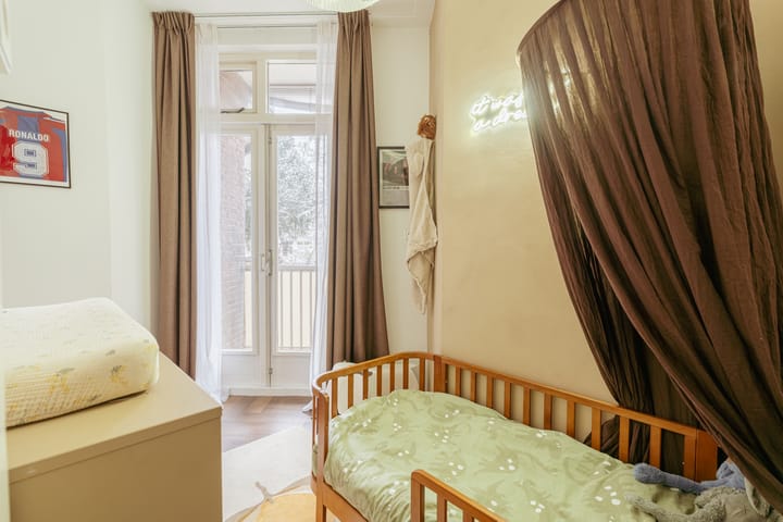 Photo 22 of Rijnsburgstraat 18-1