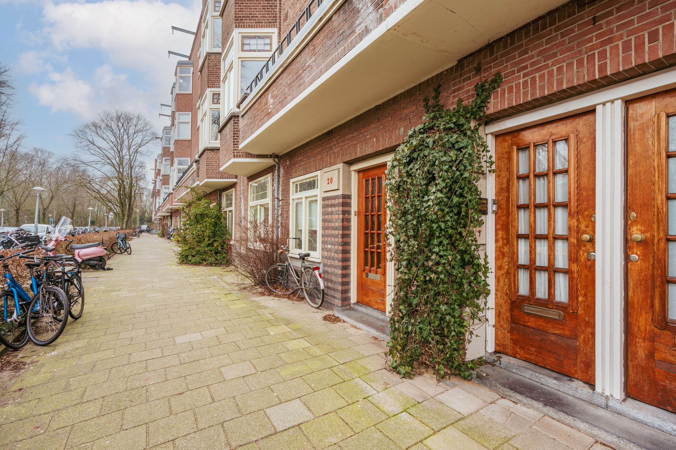 Photo 27 of Rijnsburgstraat 18-1