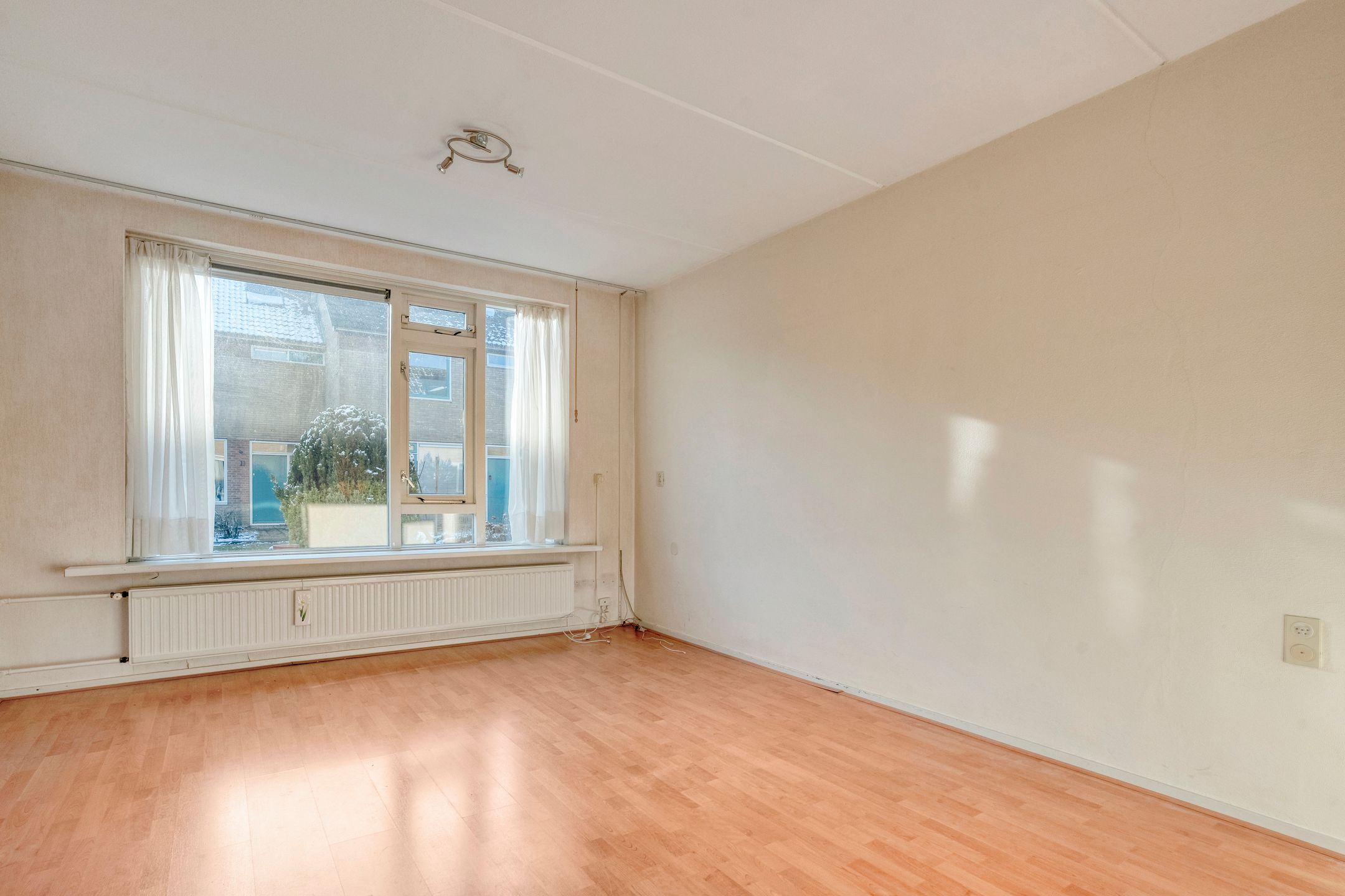 Photo 9 of Frankate 12