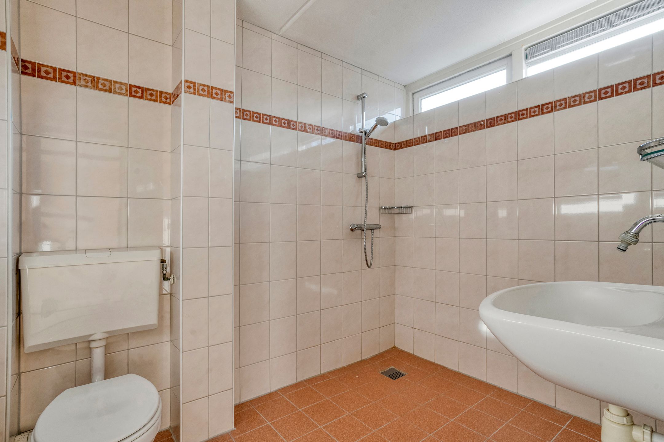 Photo 24 of Frankate 12