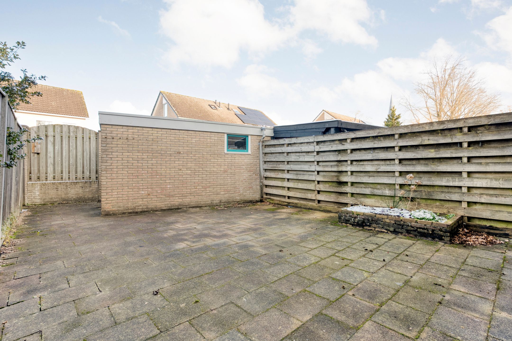 Photo 30 of Frankate 12