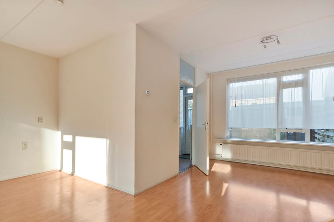 Photo 8 of Frankate 12