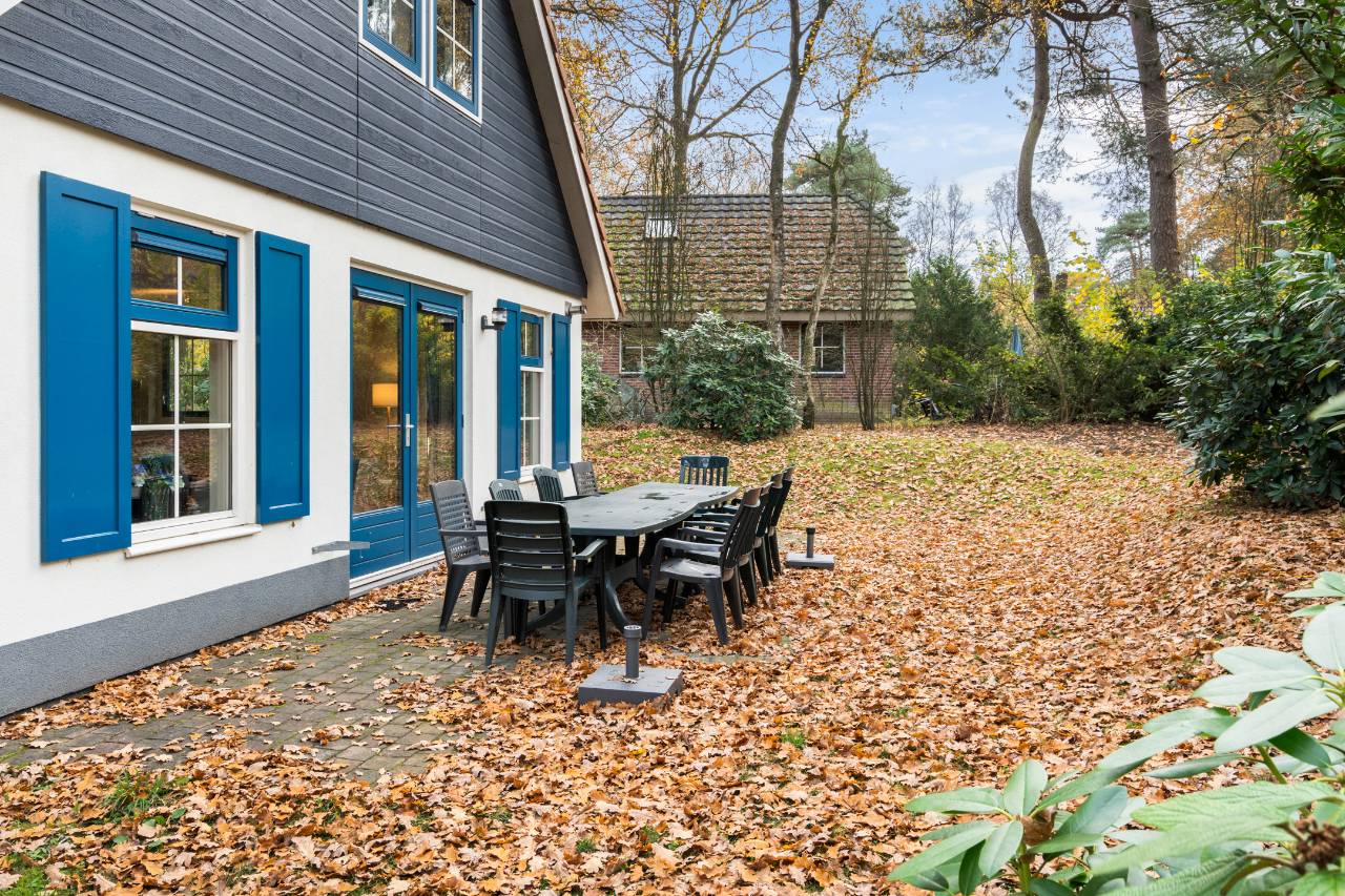 5-bedroom freehold villa in Hooghalen — photo 2 of 5